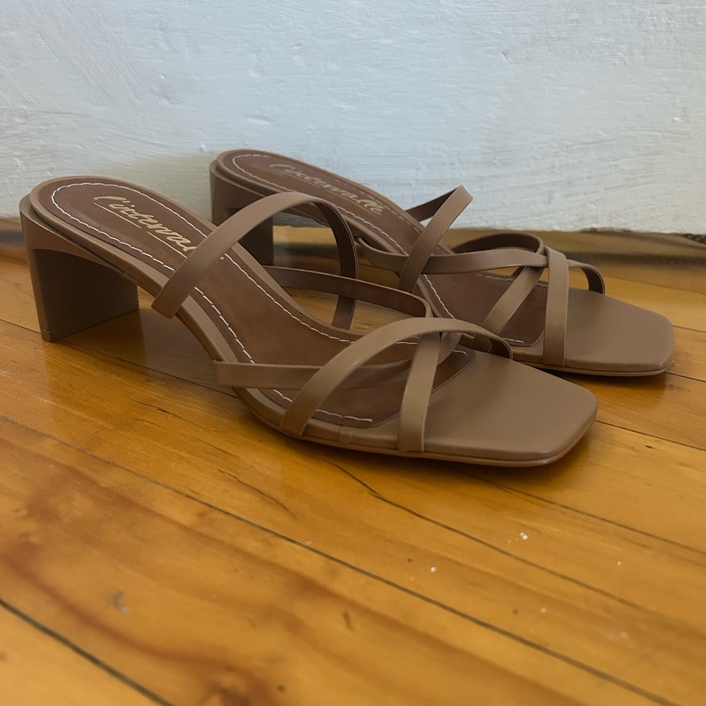 L'INTERVALLE - Inna Taupe strappy heels
